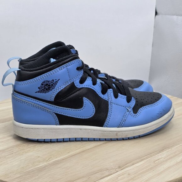 Nike Boys Air Jordan 1 Mid DQ8424-401 Blue Basketball Shoes Sneakers Size 2Y - Picture 3 of 9